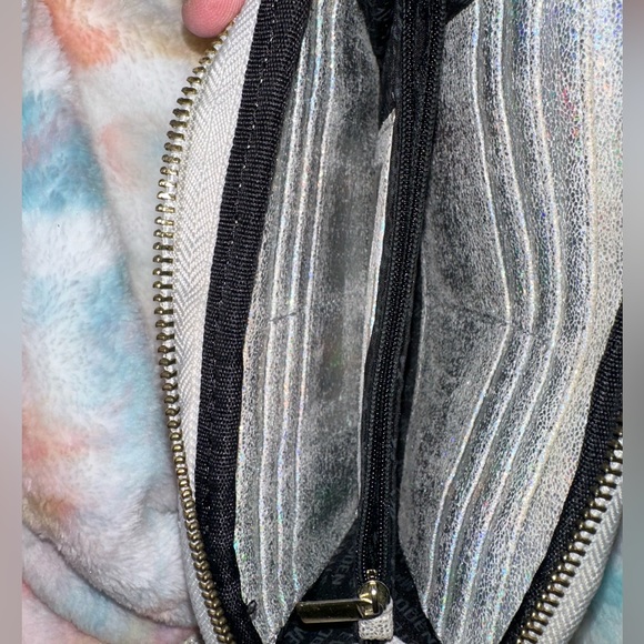 Steve Madden Holographic Zippy Wallet/Clutch Wristlet Strap - Picture 8 of 16